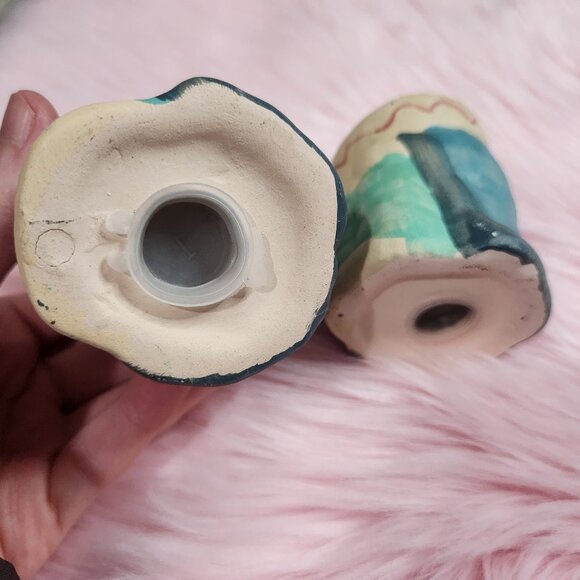 Vintage Mexican Men Sitting Covered with Sombreros Ceramic Hand Painted Salt Pep - Picture 3 of 7